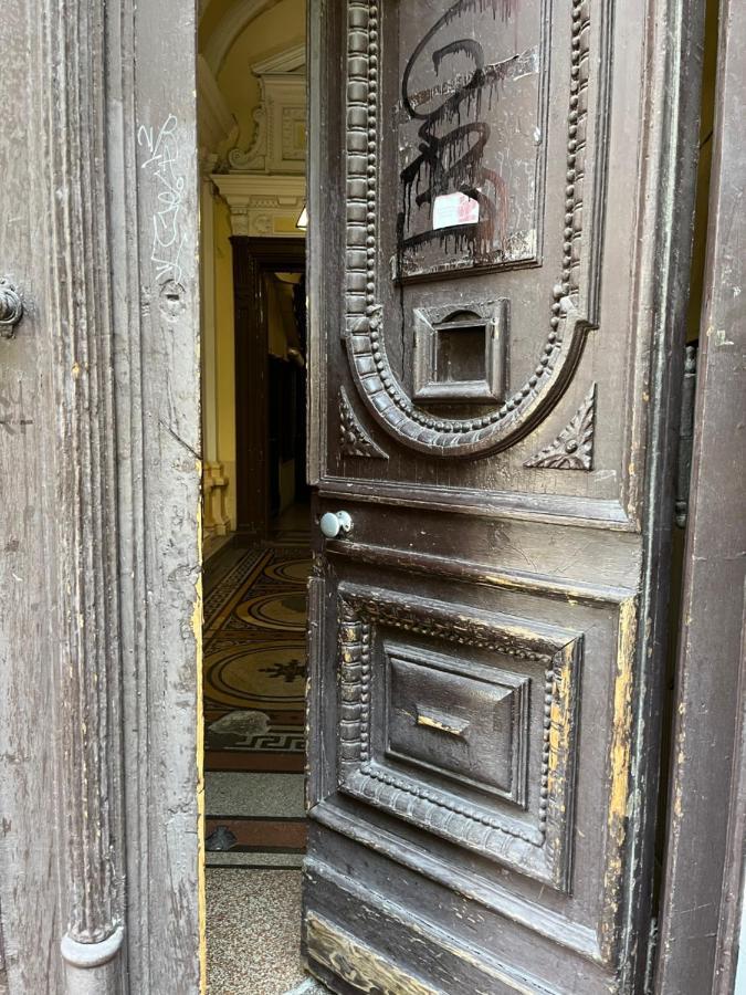 Apartamento Casa Nora Liszt Ferenc Ter Budapest Exterior foto